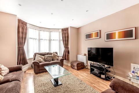 22 Hillside Drive, Edgware, HA8 7PG