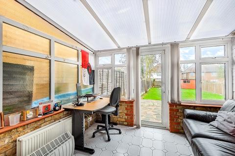 22 Hillside Drive, Edgware, HA8 7PG