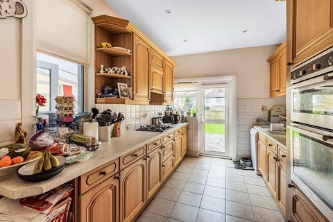 22 Hillside Drive, Edgware, HA8 7PG