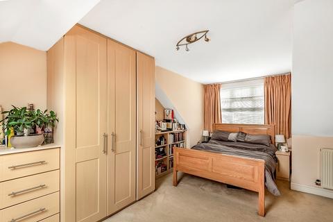 22 Hillside Drive, Edgware, HA8 7PG