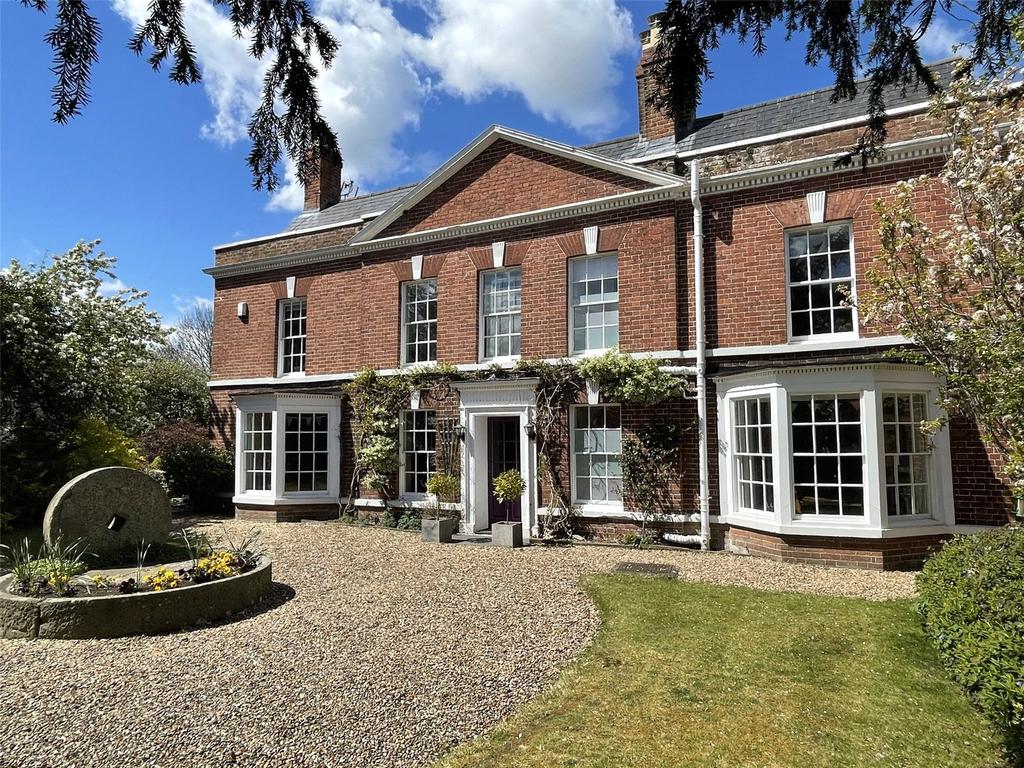 Tewkesbury Road, Longford... 6 bed detached house £899,500
