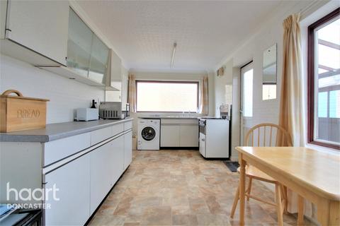 29 Butterill Drive, Armthorpe, Doncaster, DN3 3RY