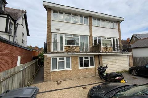 6 bedroom semi-detached house to rent - Cranes Park Avenue, Surbiton KT5