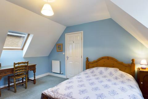 12 Bridgeside, Carnforth, LA5 9LF