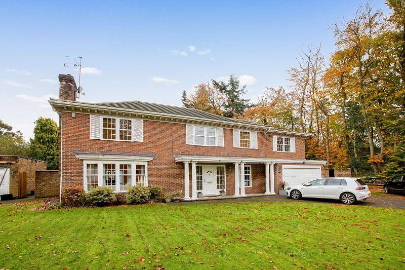 Chequers Lane, Walton On The Hill... 7 bed detached house £5,500 pcm