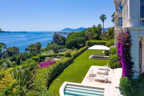 4 bedroom house, Cannes, 06400, France