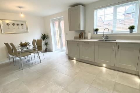 31 Bailey Road, Wilmslow, SK9 2TX