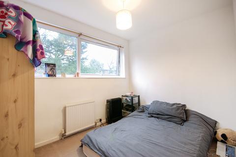 2 bedroom apartment to rent, Catherine Grove, London, SE10