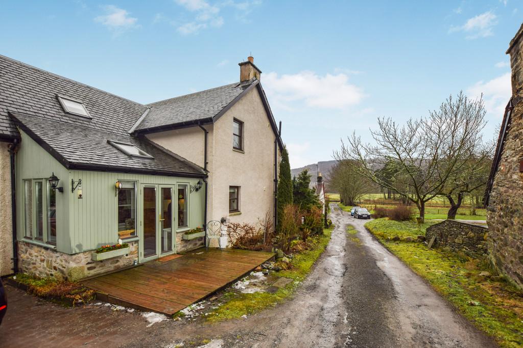 Pitnacree/Strathtay 4 bed detached house £325,000