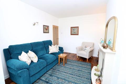 66 Broadmeadow, Walsall, WS9 8JA