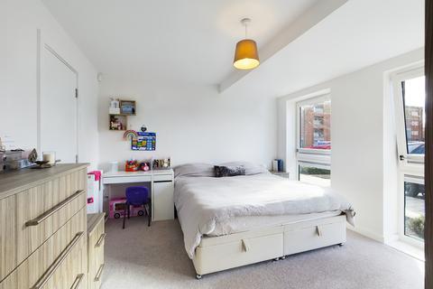 2 bedroom apartment for sale - Arla Place, Ruislip