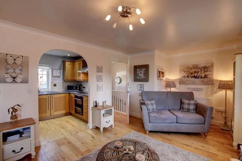 4 Joseph Perkins Close, Astwood Bank, Redditch, B96 6EQ