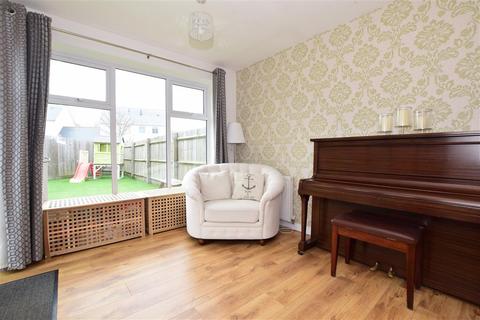 9 Berry Drive, Snodland, ME6 5FG