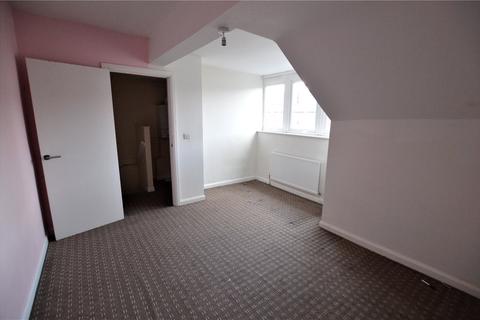 19 Hall Grove, Leeds, LS6 1NT