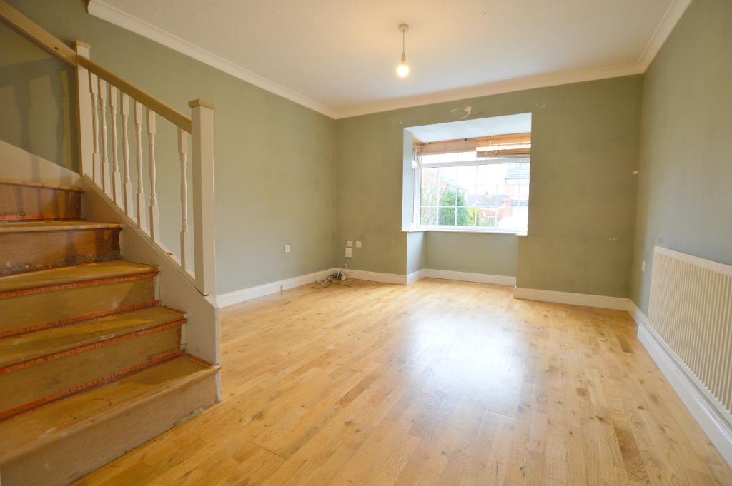 Howard Close, Limbury, Luton, Bedfordshire, LU3 2PG 2 bed cluster house