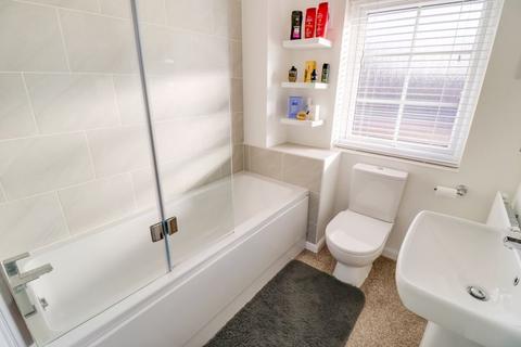 54 Petfield Drive, Anlaby, Hull, HU10 7ET