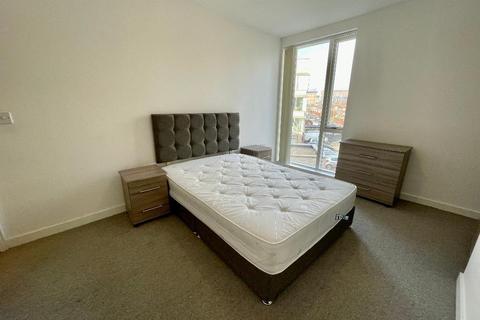 2 bedroom apartment to rent, City Road, Manchester, M15 5GG