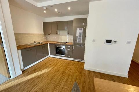 2 bedroom apartment to rent - Stretford Road, Hulme, Manchester, Lancshire, M15 5GF