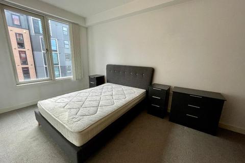 2 bedroom apartment to rent - Stretford Road, Hulme, Manchester, Lancshire, M15 5GF