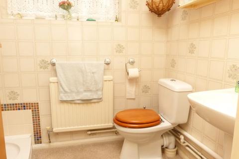 9 Wareing Drive, Birmingham, B23 5YX