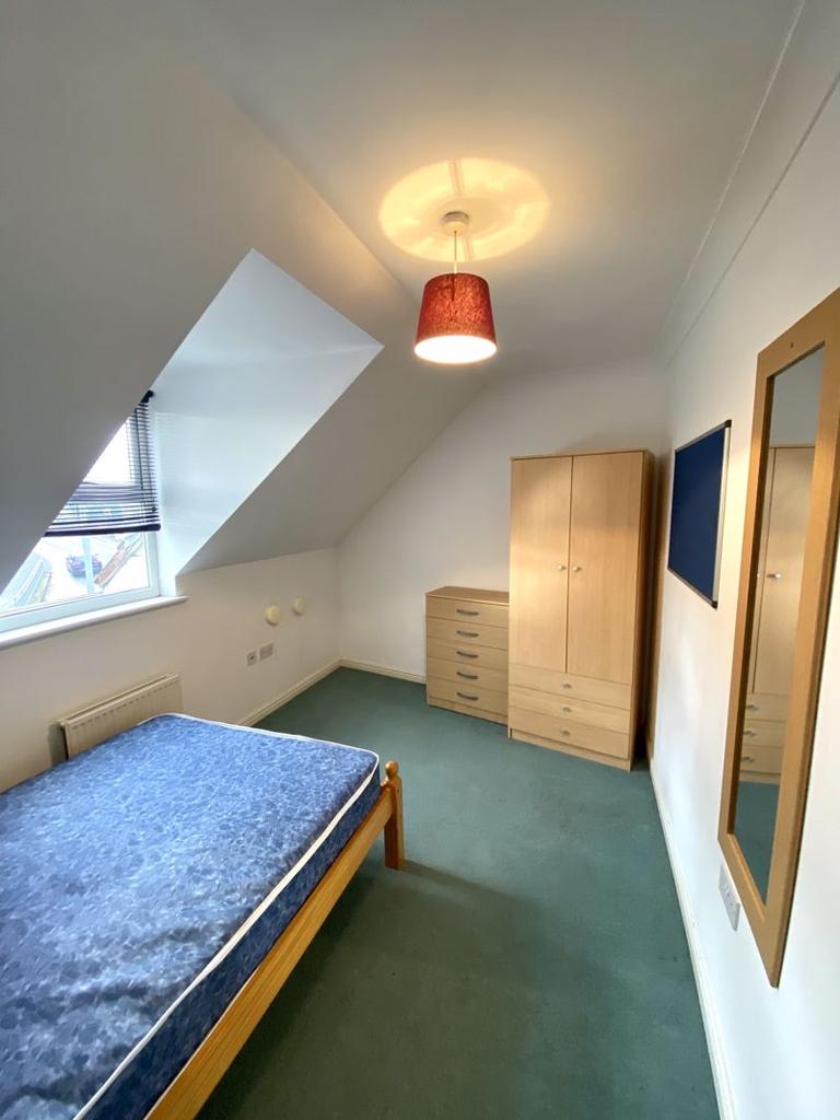 Old Laundry Court, Norwich 1 bed in a house share £430 pcm (£99 pw)