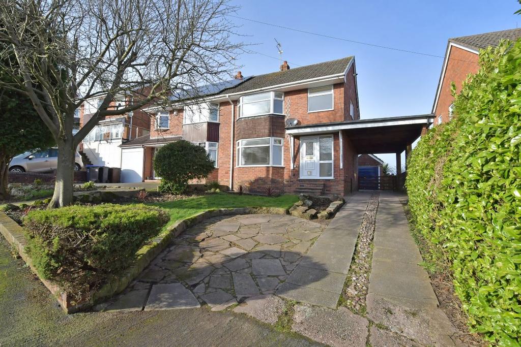 Hillside Avenue, Forsbrook, ST11 9BH 3 bed semidetached house £160,000