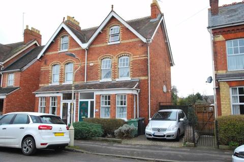 15 Sandhurst Road, Gloucester, GL1 2SE