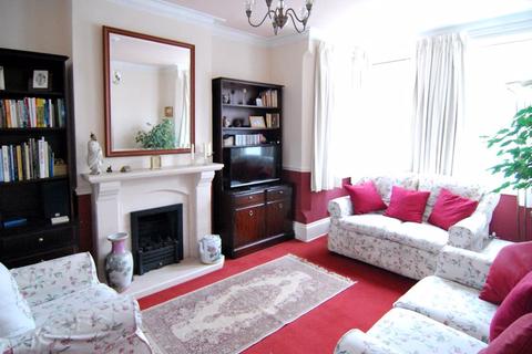 15 Sandhurst Road, Gloucester, GL1 2SE