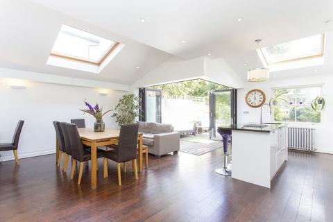 9 Tivoli Road, London, N8 8RE