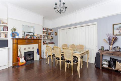 9 Tivoli Road, London, N8 8RE