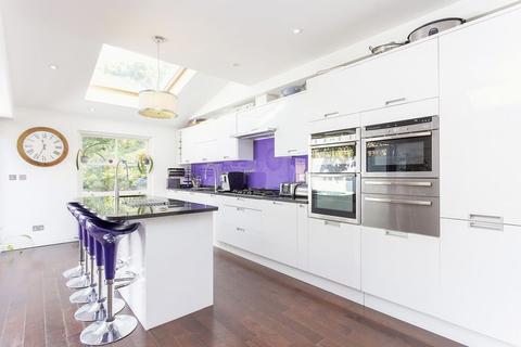 9 Tivoli Road, London, N8 8RE