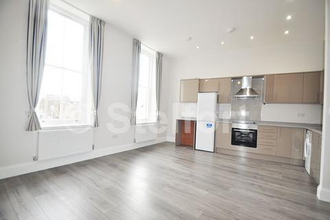 2 bedroom flat to rent, Grafton Road, London, NW5