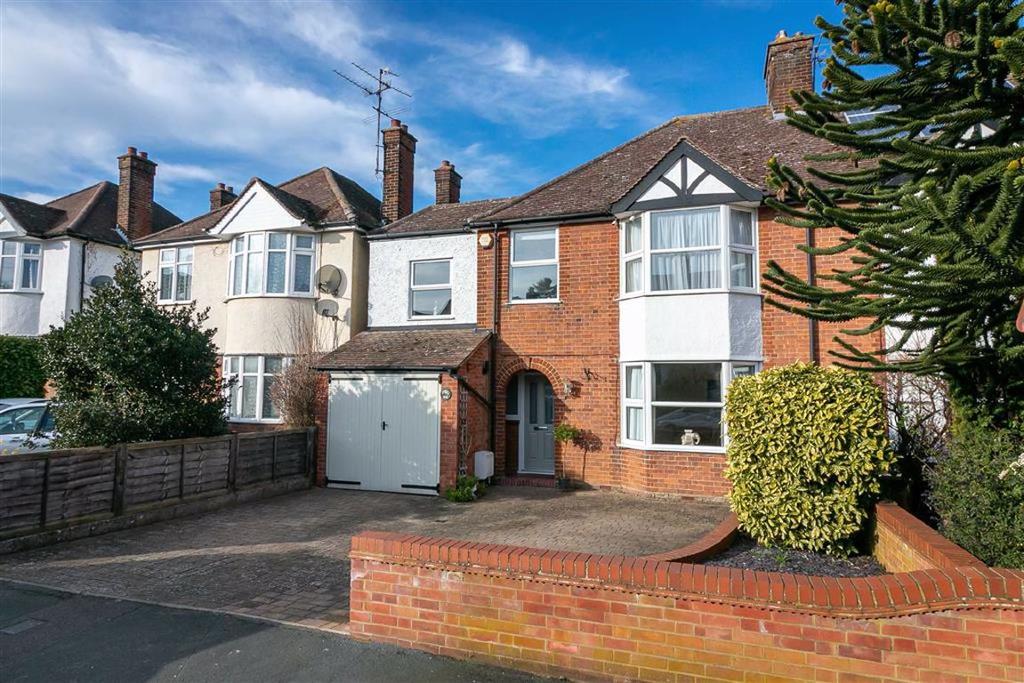 West Hill, Hitchin, SG5 4 bed semidetached house £825,000