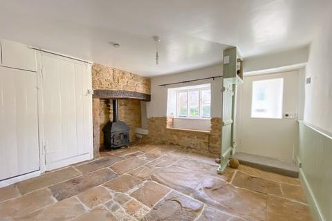 32 Queen Street, Tintinhull, Yeovil, BA22 8PQ