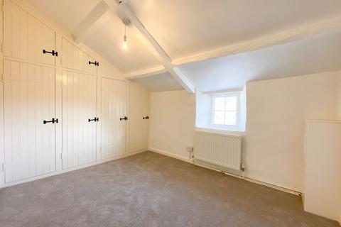 32 Queen Street, Tintinhull, Yeovil, BA22 8PQ