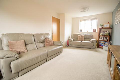 57 Anglia Way, Great Denham, Bedford, MK40 4SD