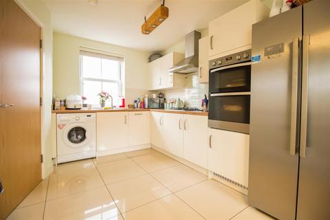 57 Anglia Way, Great Denham, Bedford, MK40 4SD