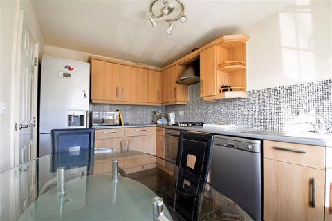 61 Acasta Way, Hull, HU9 5SE