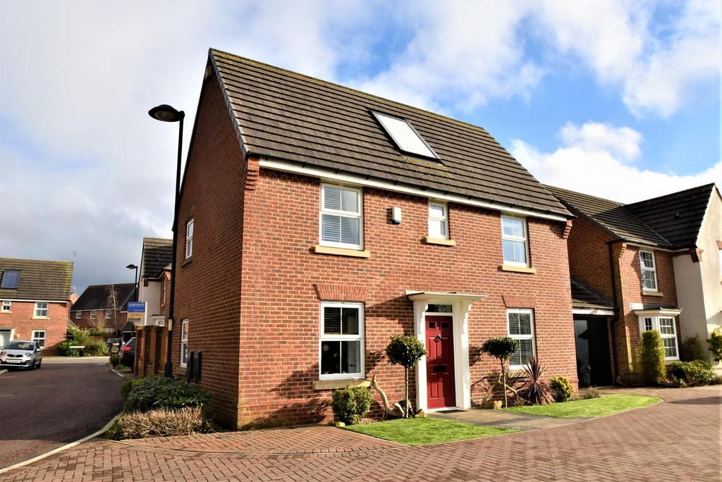 Marske Way, Spennymoor 3 bed detached house £185,500