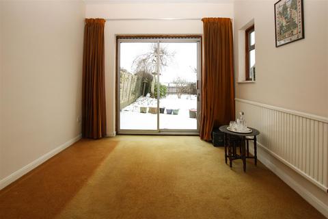 26 Mascalls Gardens, Brentwood, CM14 5LT