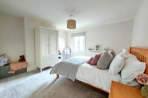 83 Areley Common, Stourport-on-severn, DY13 0NG