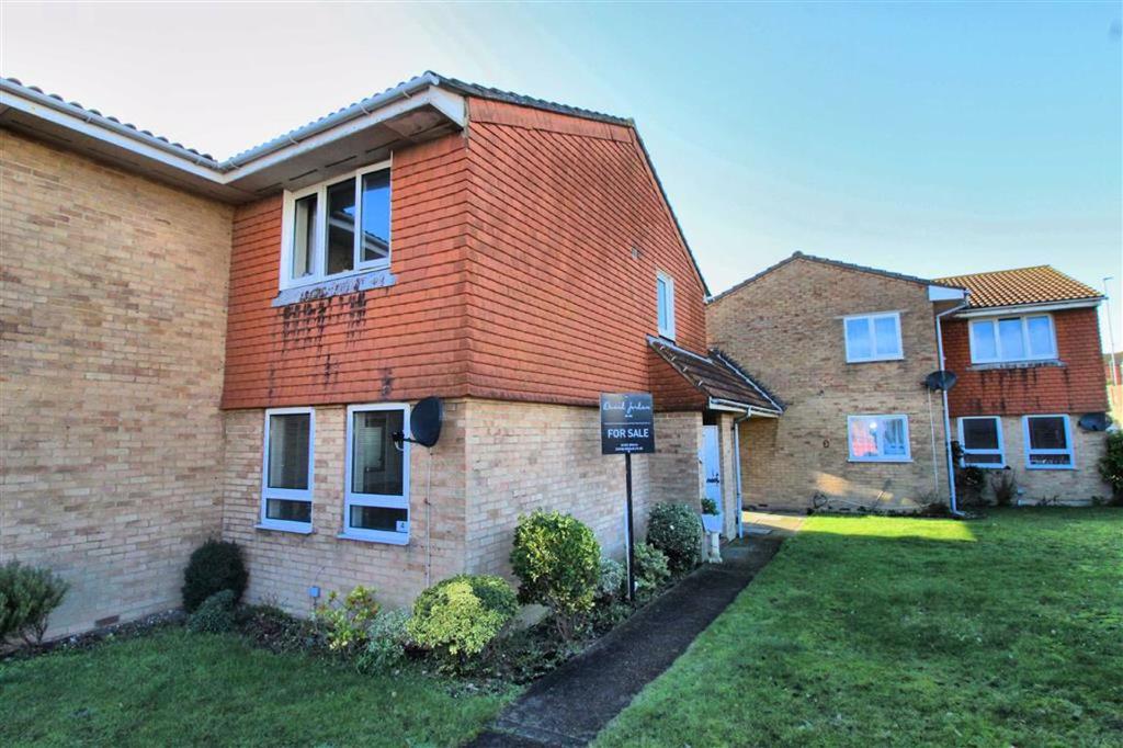 St Crispians, Seaford, East Sussex 1 bed semidetached house £220,000