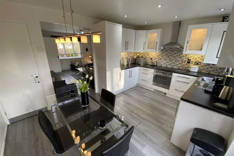21 Calico Close, Salford, M3 6AH