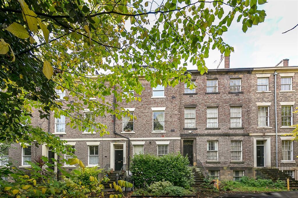 Victoria Square, Jesmond, Newcastle upon Tyne 2 bed flat £160,000