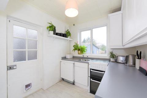 15 Ravensfield Gardens, Epsom, KT19 0ST