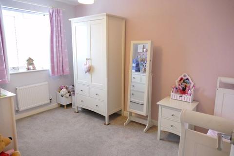 5 Bell Garth, Market Weighton, York, YO43 3GQ