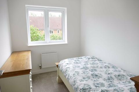 5 Bell Garth, Market Weighton, York, YO43 3GQ