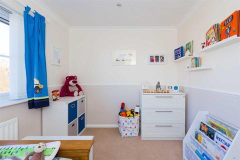 6 Pemberley Close, West Ewell, Epsom, KT19 9LW