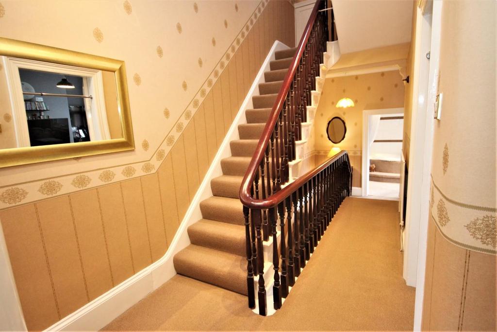 First floor landing
