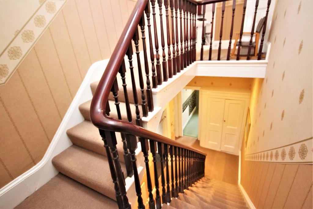 Second floor landing